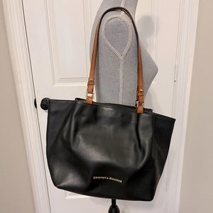 Dooney & Bourke Black Leather shoulder Bag